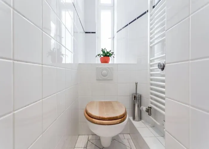 Zentrale Altbauwohnung Im Helmholtzkiez Apartament