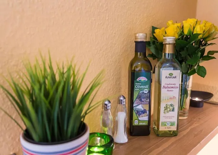 Zentrale Altbauwohnung Im Helmholtzkiez *