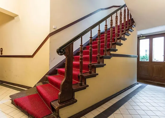 Zentrale Altbauwohnung Im Helmholtzkiez Διαμέρισμα